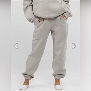 Comfrt- Travel Essentials Sweatpants- Stone- XL